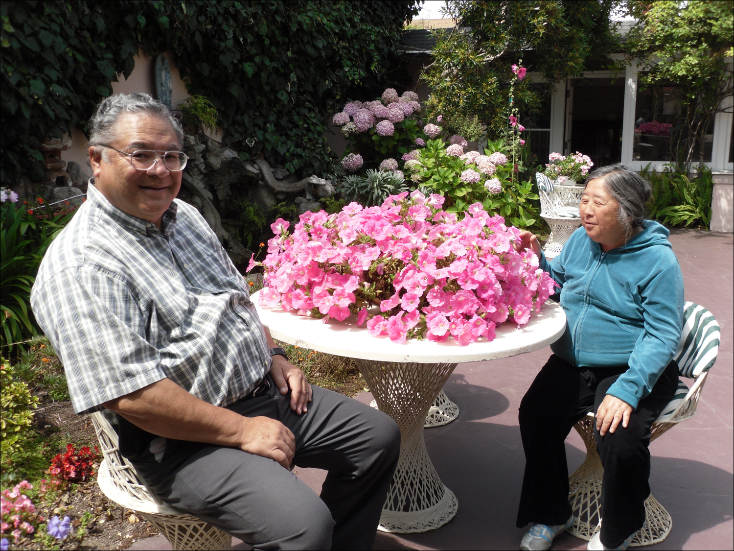 Ron & Lorene in Martine Inn garden patio